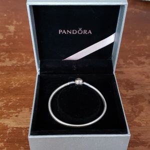 Brand New-Pandora classic clasp bracelet